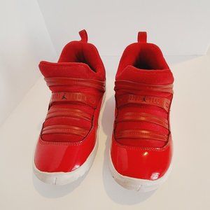 Nike Air Jordan 11 Retro Little Flex Gym BQ7101-624 Kids size 2Y Sneakers.